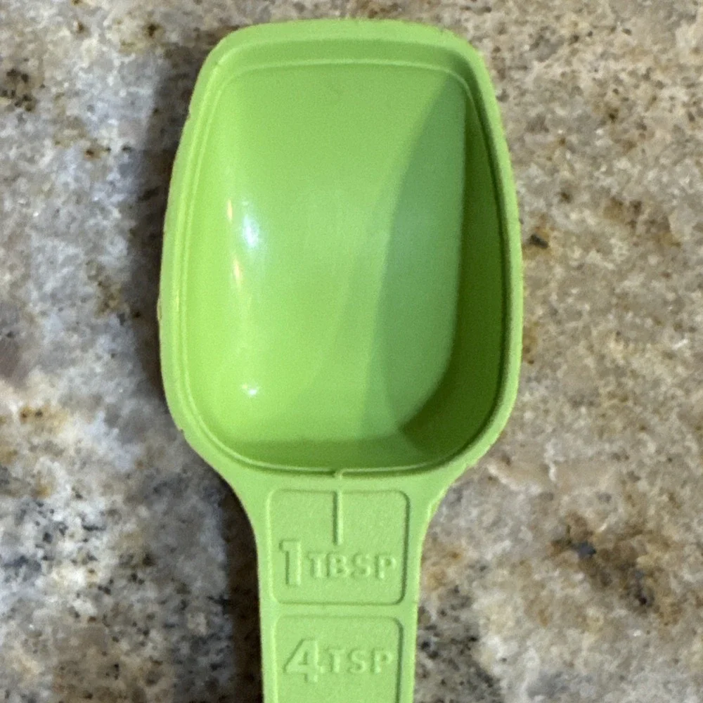 Tupperware Replacement Green 1 Tbsp or 4 Tsp Measuring Spoon #1272‎